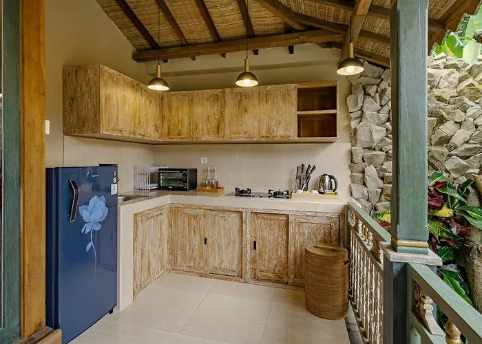 Astala Villa *